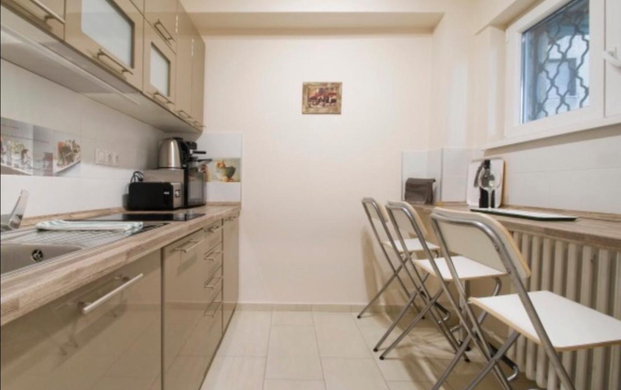 Brand New Apartment In The Center Budapest Esterno foto