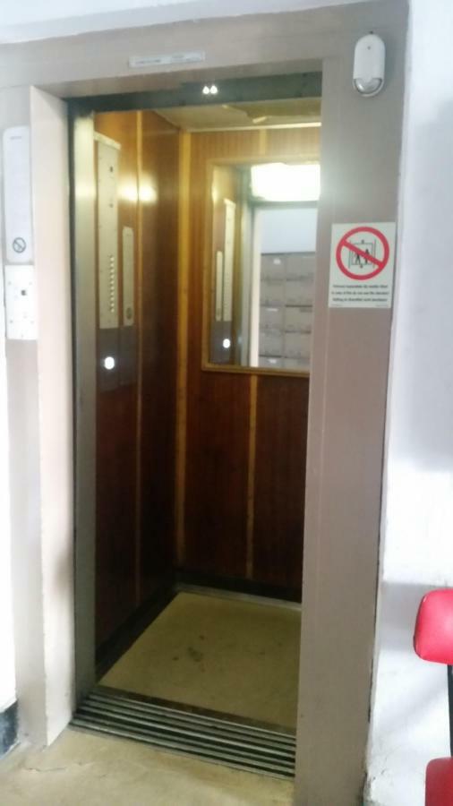 Brand New Apartment In The Center Budapest Esterno foto